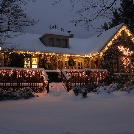 Rock Cottage Gardens B&B Eureka Springs Exterior photo
